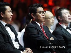 电竞战队跨,界合作,新品联名引,爱游戏app,爱游戏官网,爱游戏体育app